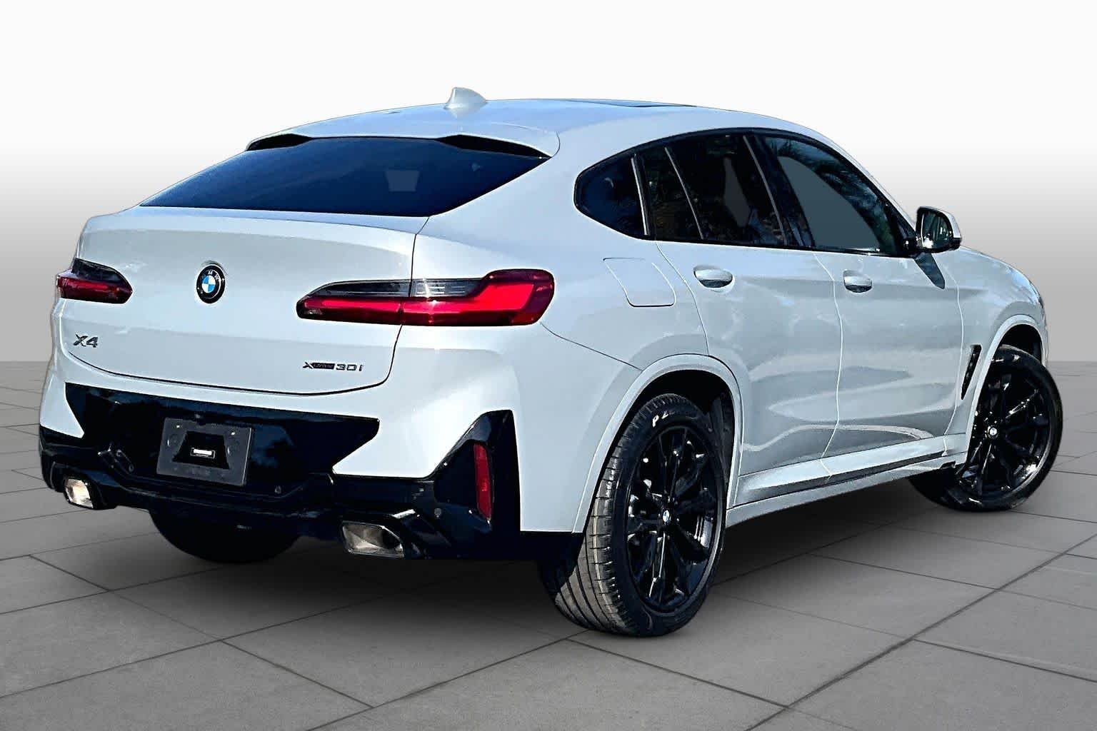 Used 2023 Brooklyn Grey Metallic BMW xDrive30i image 13