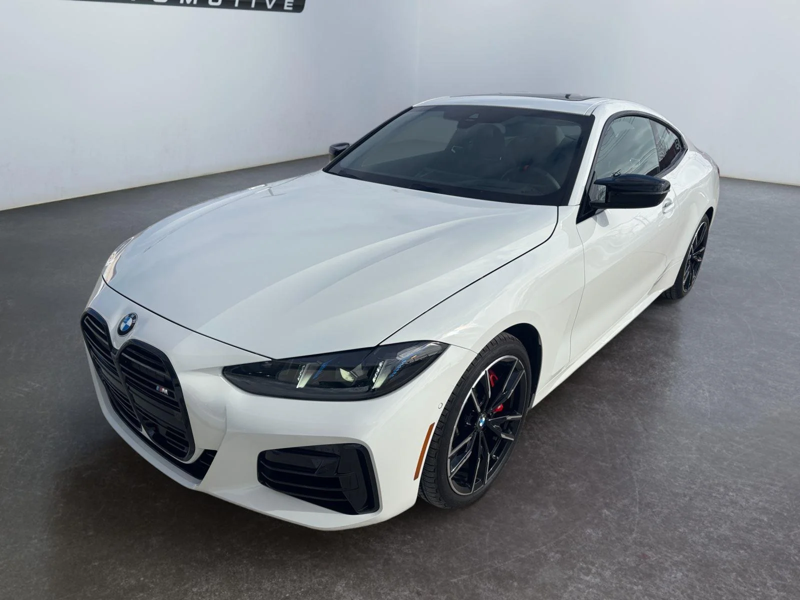 2026 BMW 4 Series M440i - Photo 9