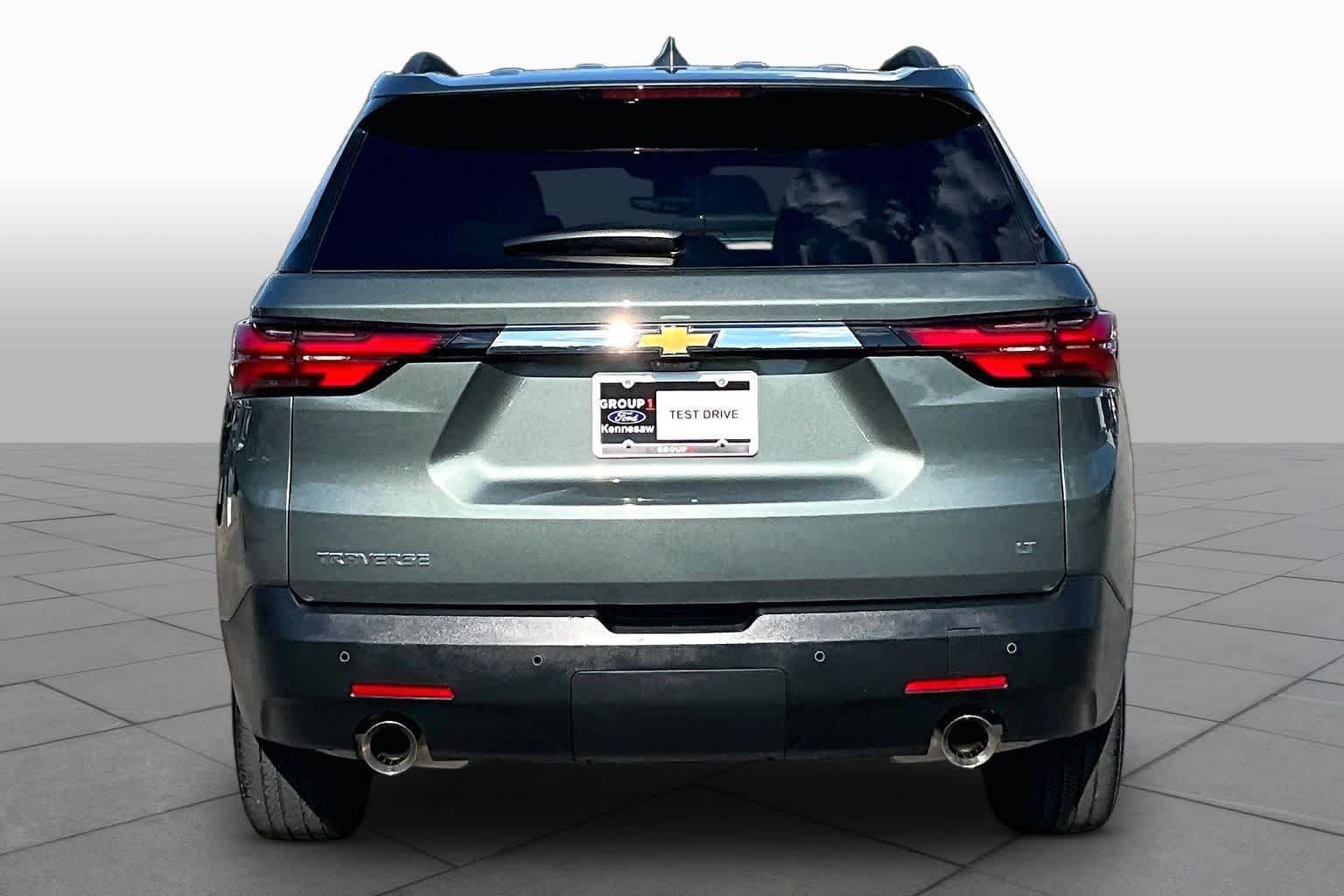 Used 2022 Silver Sage Metallic Chevrolet LT Cloth image 5