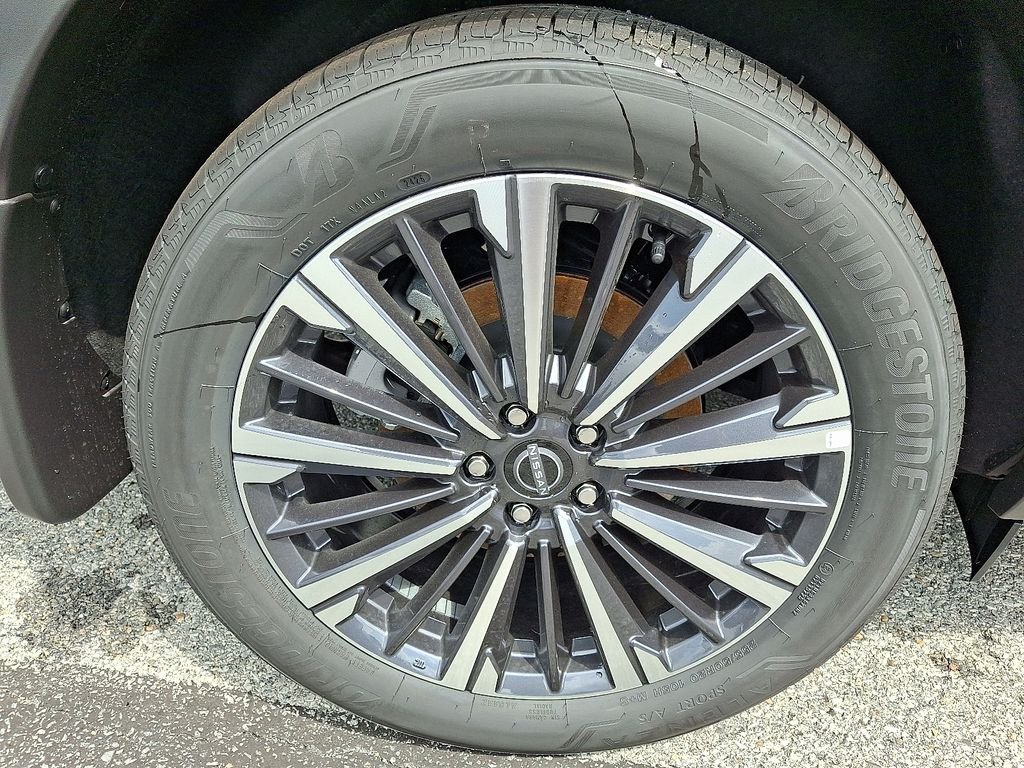 New 2026 Super Black Nissan Platinum image 5