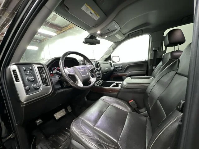 Used 2018 Black GMC SLT image 10