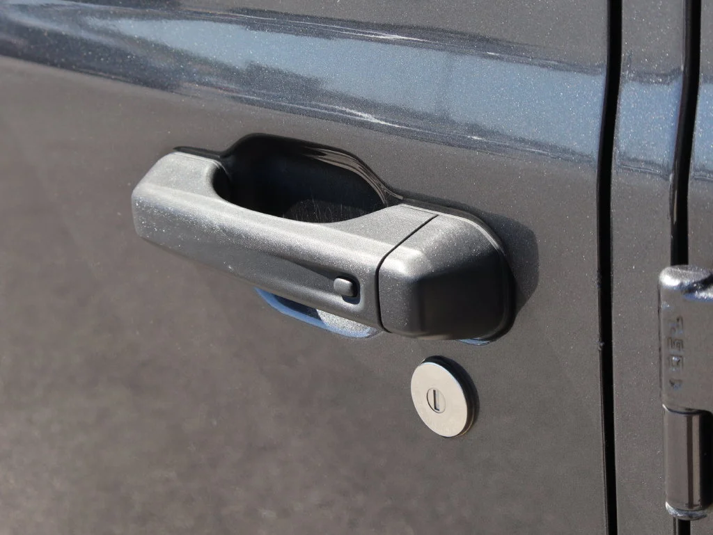 Used 2018 Gray Jeep Unlimited Sahara image 18