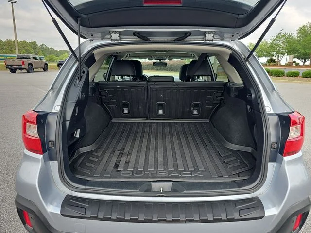 2019 Subaru Outback Limited - Photo 14