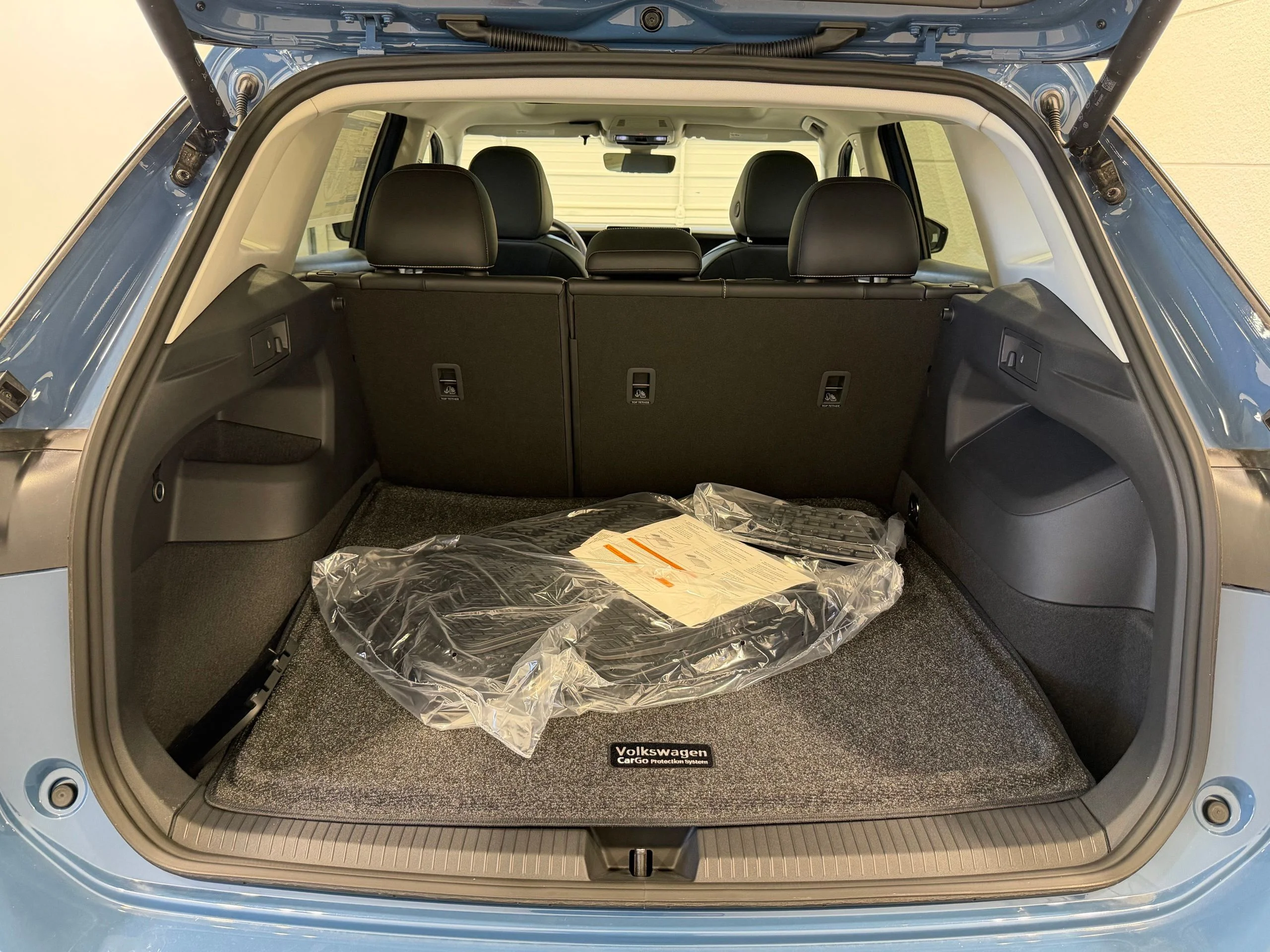New 2026 Blue Volkswagen SE image 23