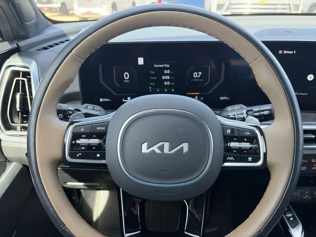 Used 2025 White Kia X-Line SX Prestige image 25