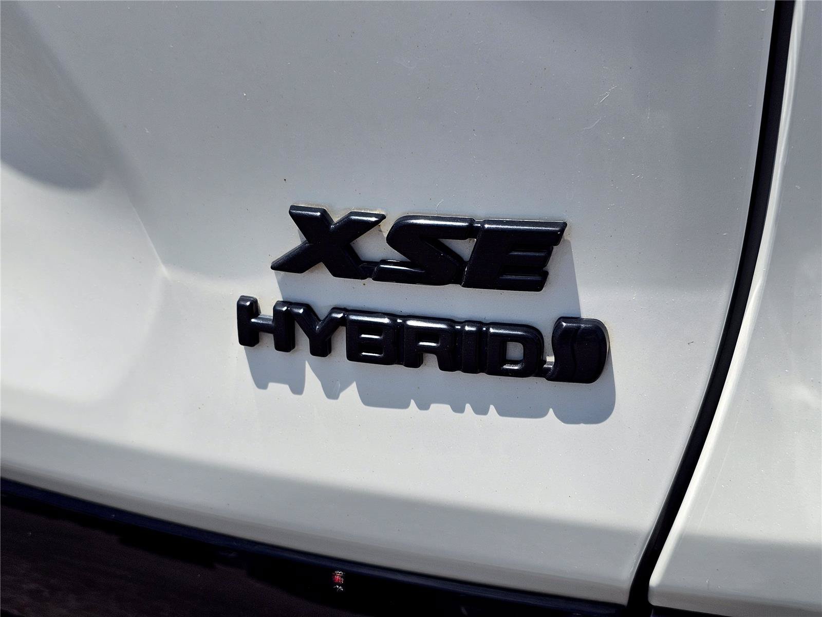 2021 Toyota RAV4 XSE - Photo 10