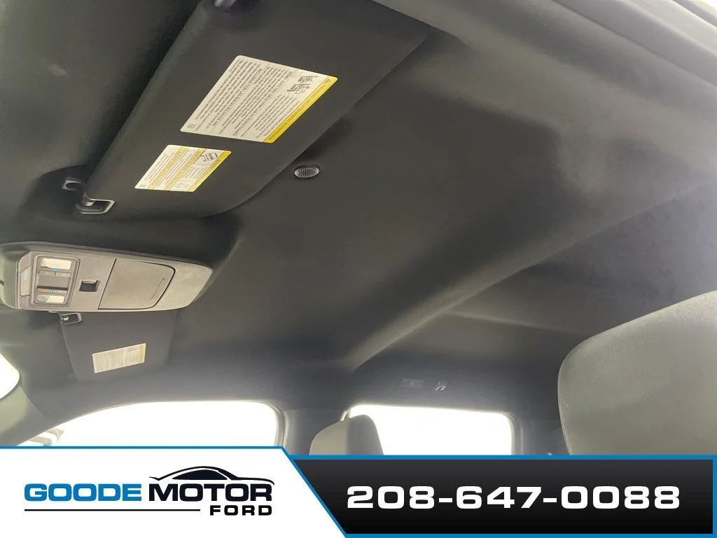 Certified Used 2023 Oxford White Ford XLT image 17