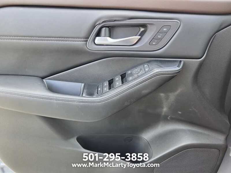 Used 2023 Boulder Gray NISSAN FWD SL image 28