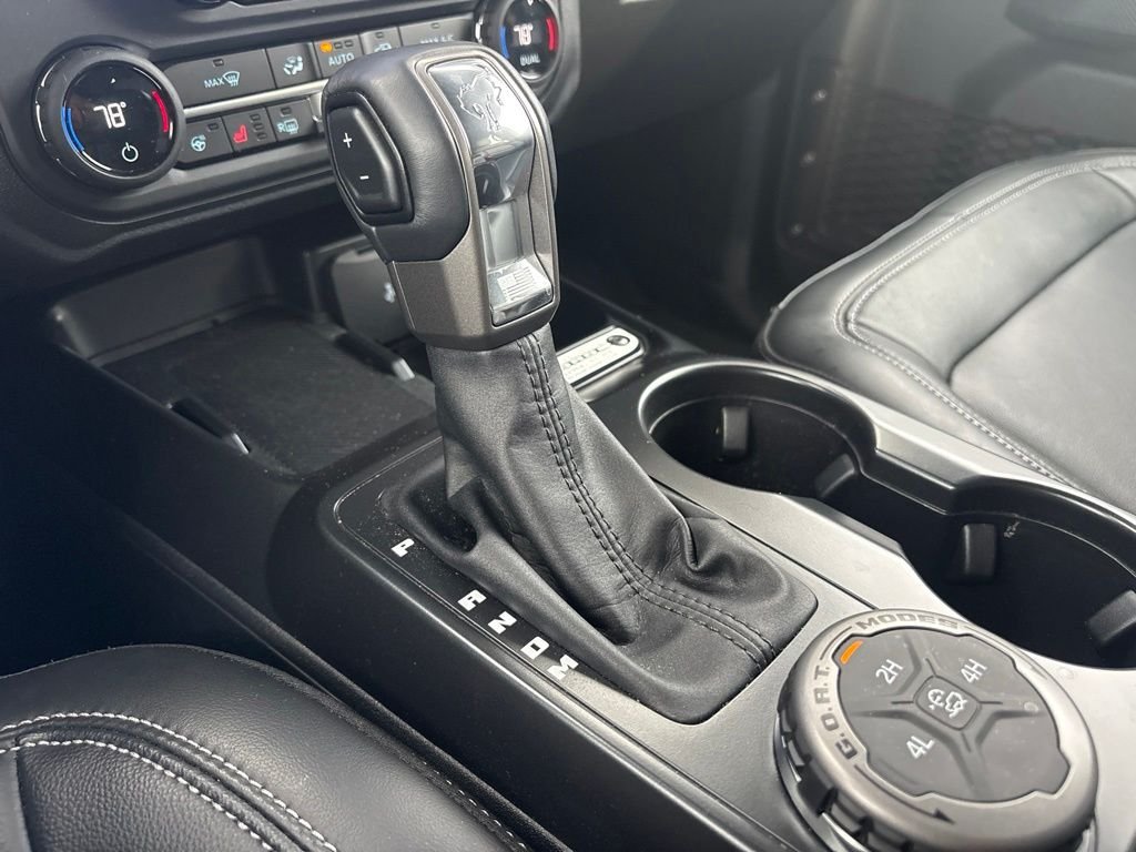 Used 2025 Gray Ford Outer Banks image 24