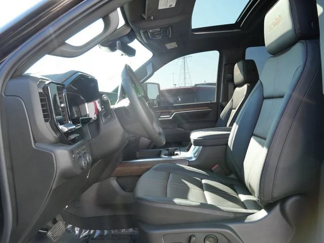 2026 Chevrolet Silverado 2500 HD High Country - Photo 9