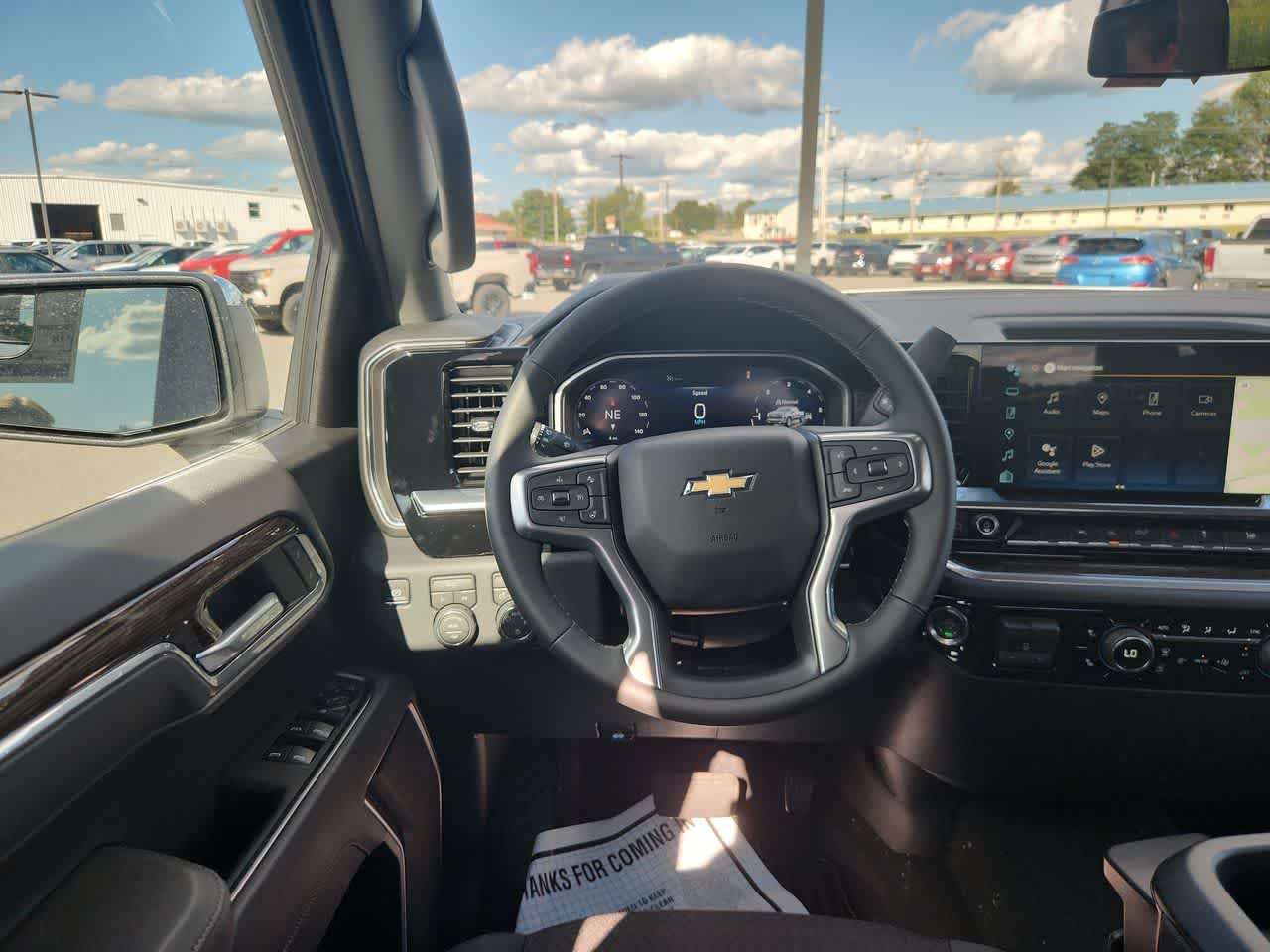 New 2026 Summit White Chevrolet LT (2FL) image 17