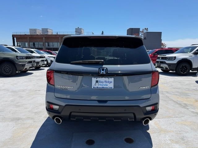 Used 2024 Gray Honda EX-L image 6