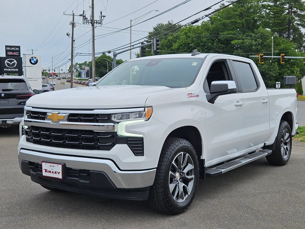 Used 2023 Summit White Chevrolet LT image 3