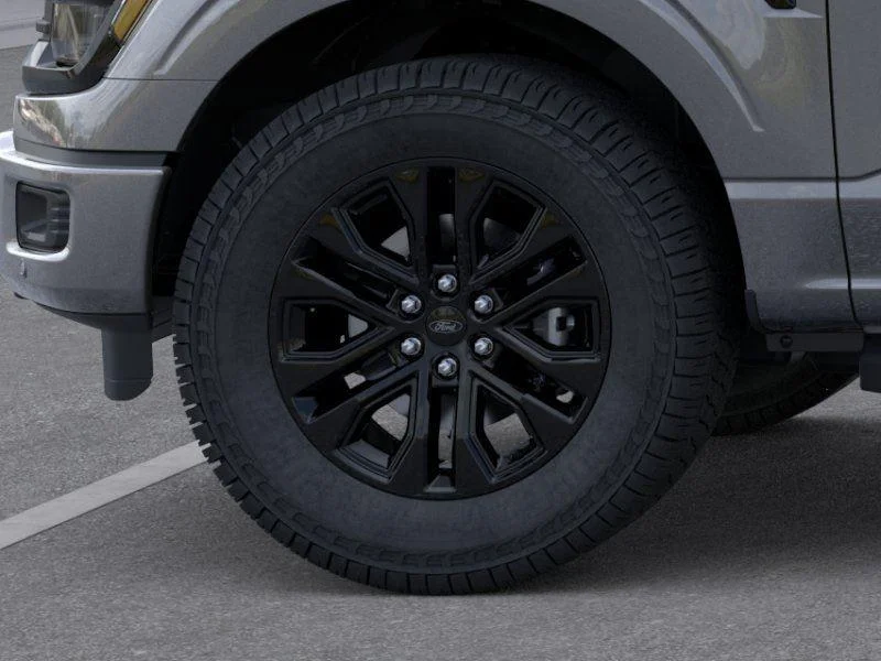 New 2026 Carbonized Gray Metallic Ford XLT image 19