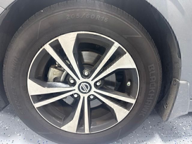 Used 2021 Gray Nissan SV image 11