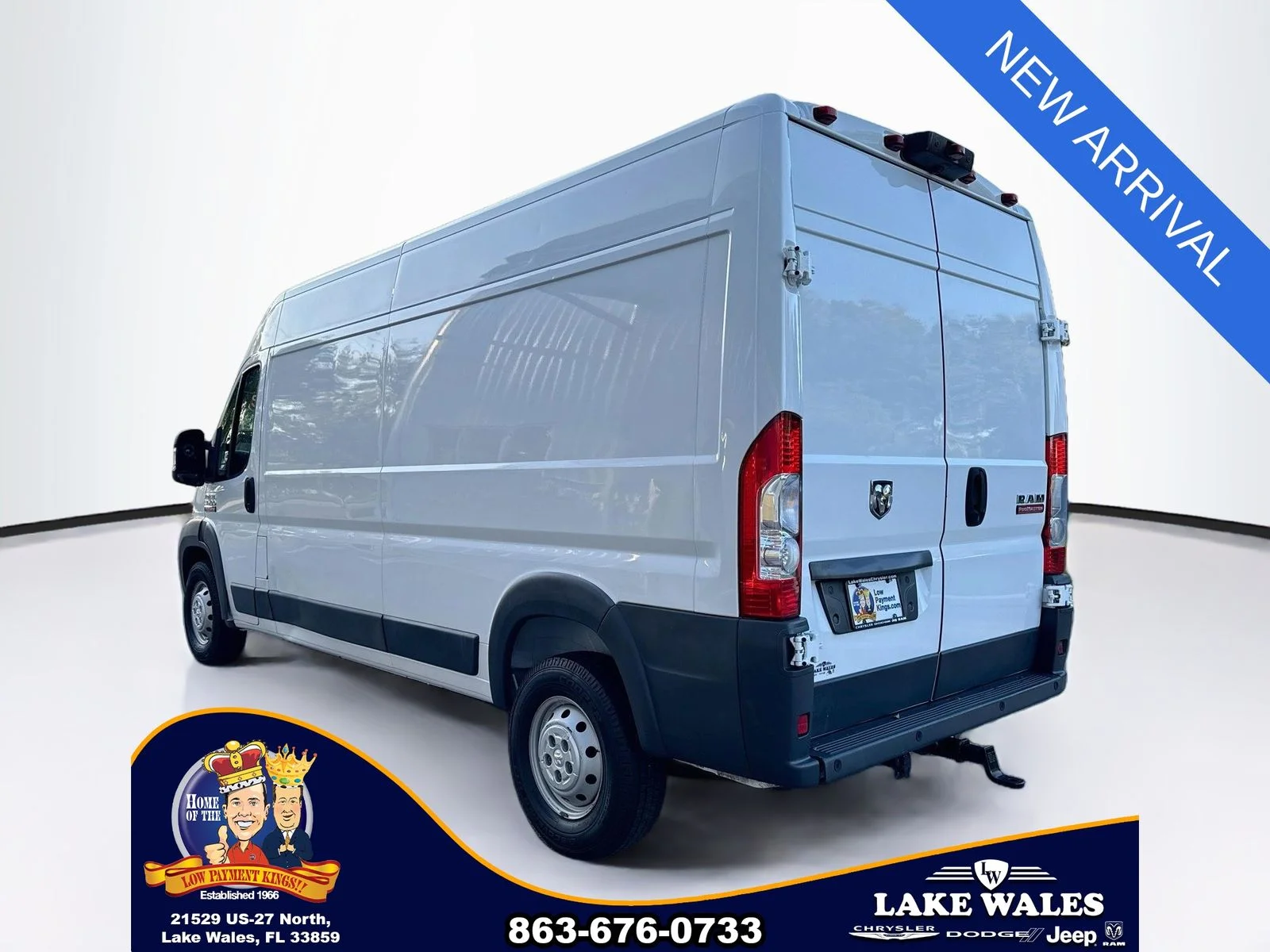 Used 2016 White Ram High Roof image 4