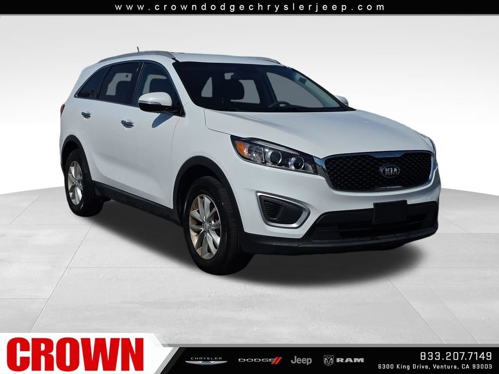 2017 Kia Sorento LX AT's photo