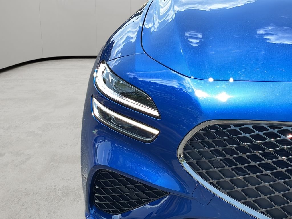 2025 GENESIS G70 Standard - Photo 10