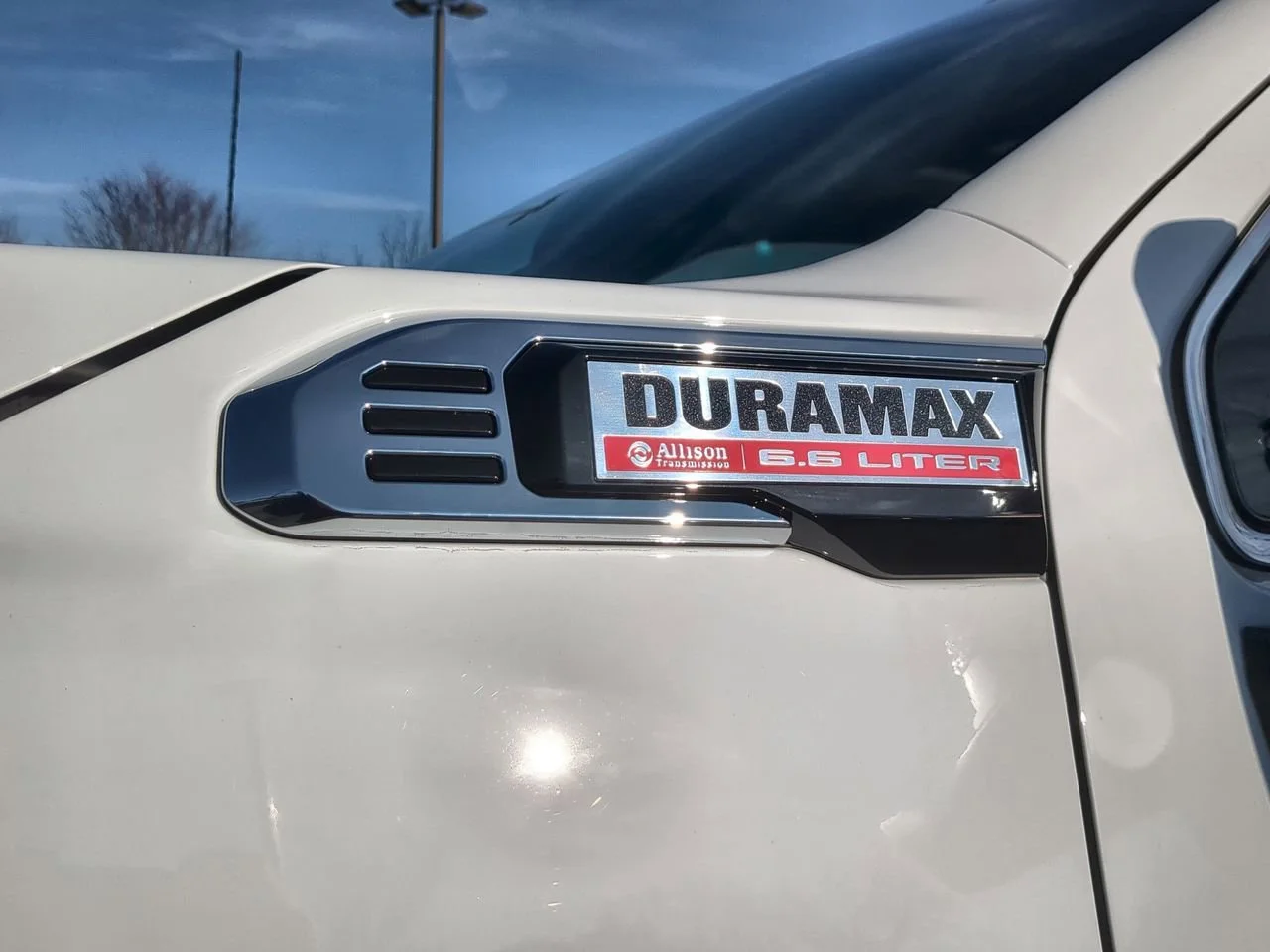 New 2026 Summit White GMC SLT image 33