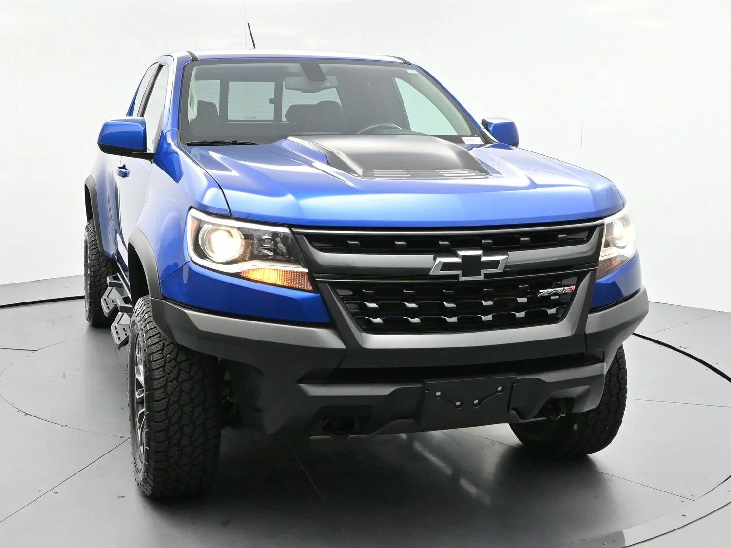 Used 2020 KINETIC BLUE METALLIC Chevrolet 4WD ZR2 image 2