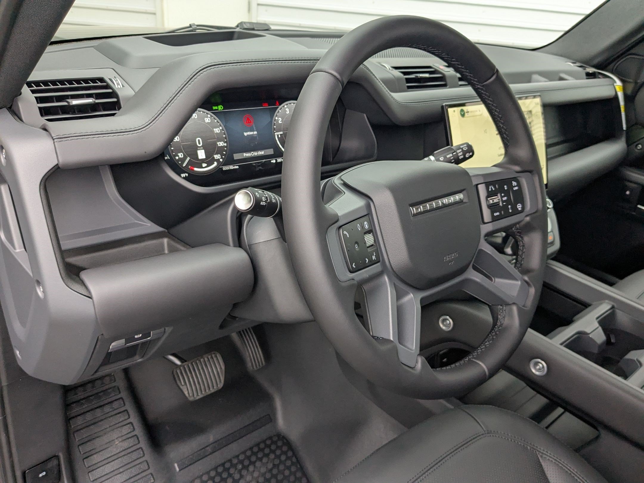 New 2026 Woolstone Green Land Rover P400 X-Dynamic SE image 14
