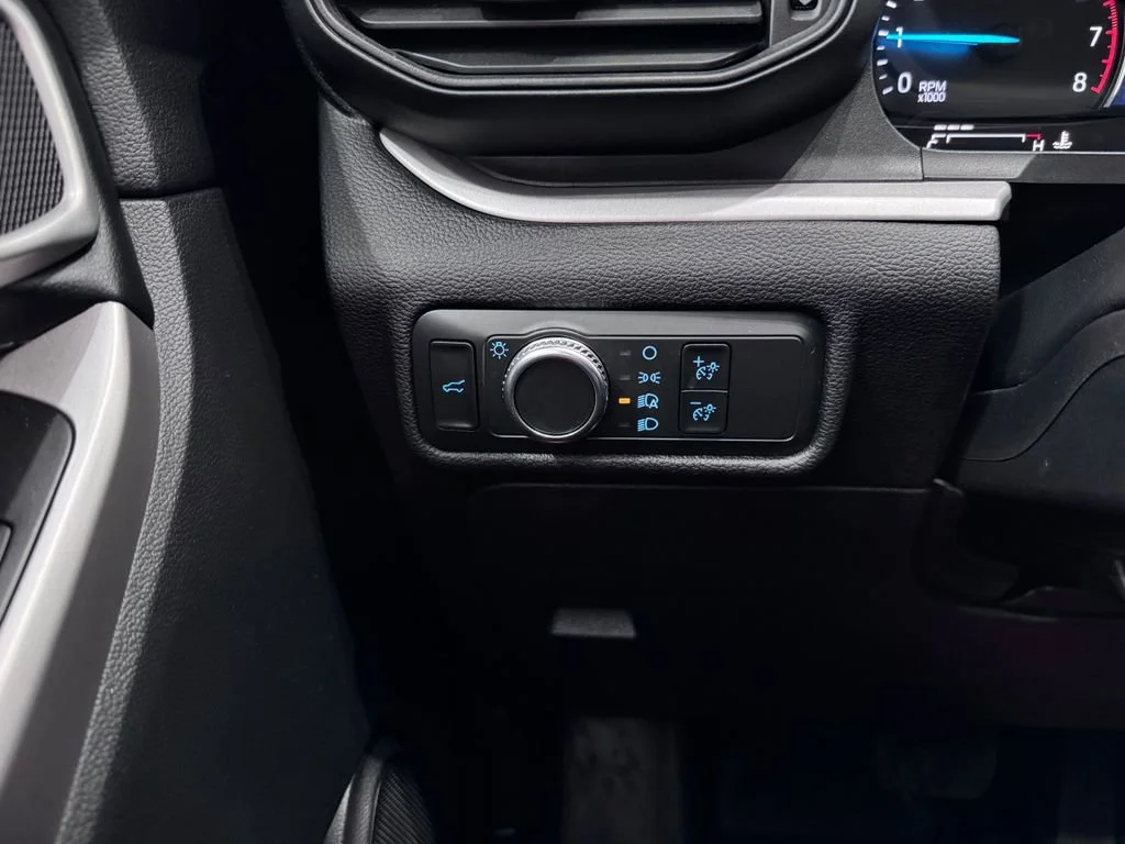 Certified Used 2022 Gray Ford XLT image 24