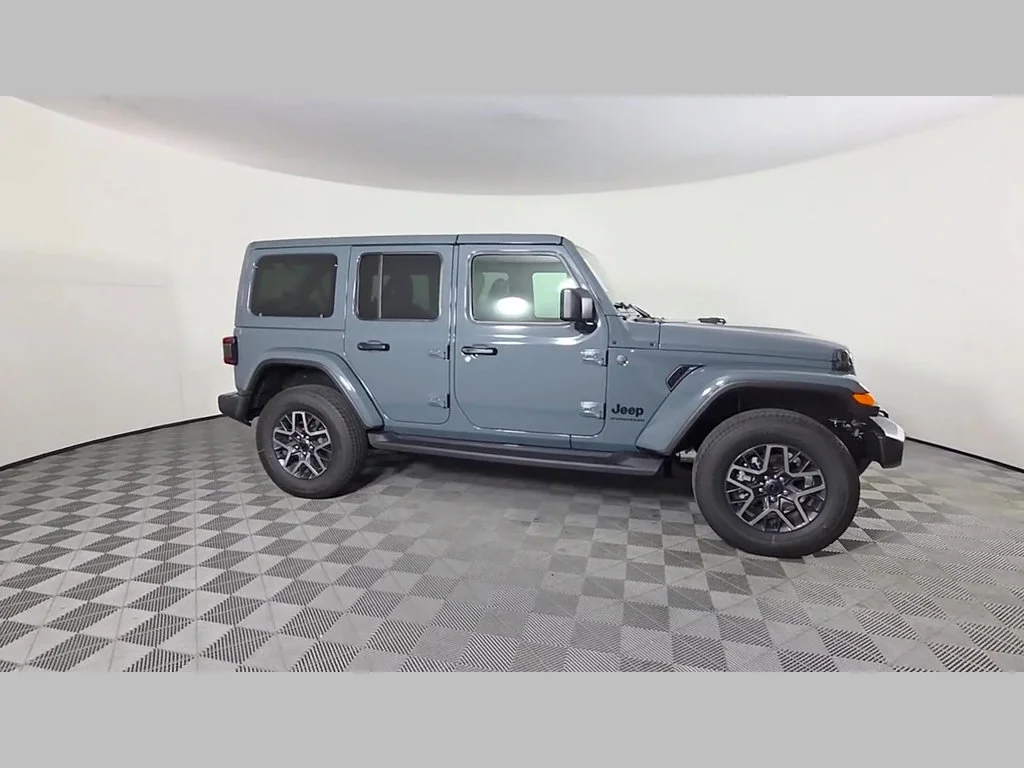 New 2026 Anvil Clear-Coat Exterior Paint Jeep Sahara image 22