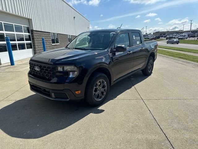 New 2026 Shadow Black Ford XLT image 9