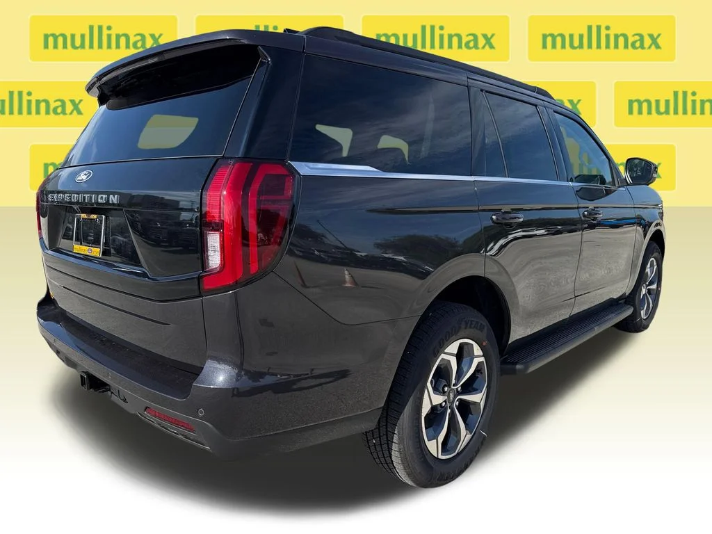 New 2027 Gray Ford Active image 15