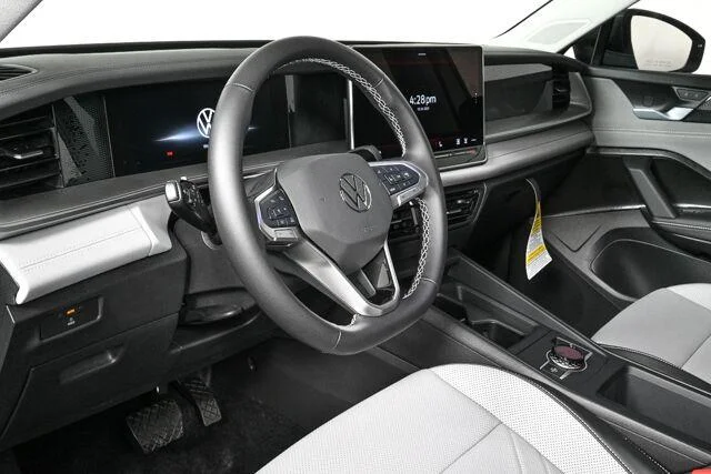 New 2026 Platinum Gray Metallic Volkswagen SE image 4