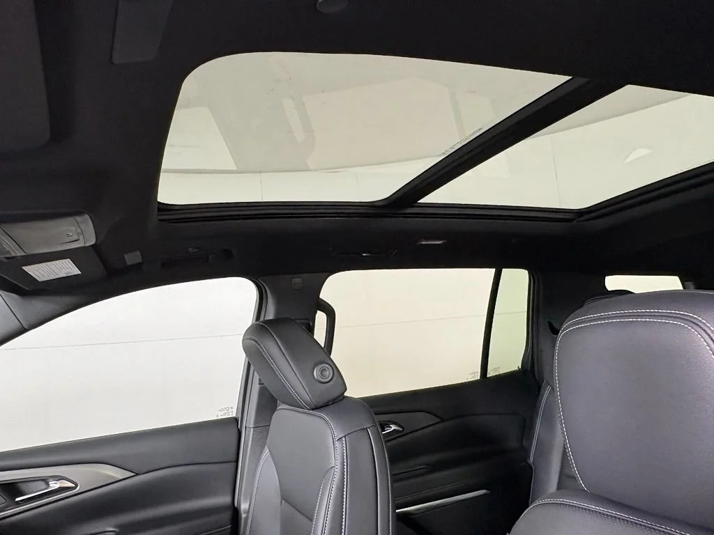 New 2026 Summit White Chevrolet LT image 40