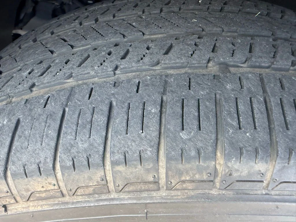 Used 2024 White Jeep Base image 25