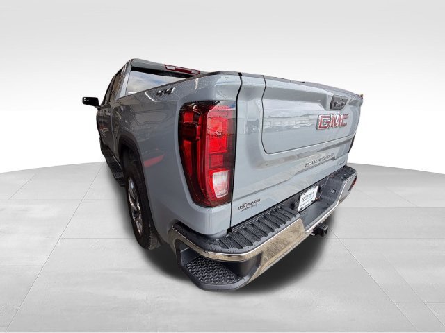 Used 2024 Gray GMC SLE image 3