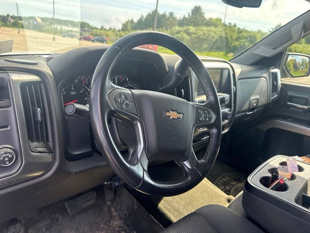 Used 2014 SUMMIT WHITE Chevrolet LT image 23