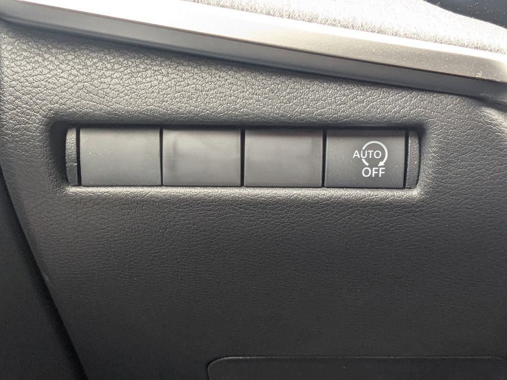 2026 Nissan KICKS SV - Photo 18