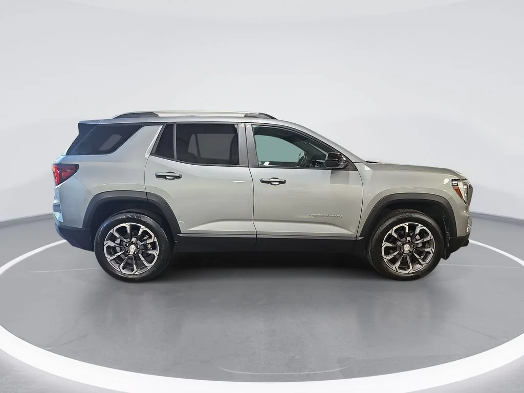 2025 GMC Terrain Elevation - Photo 2