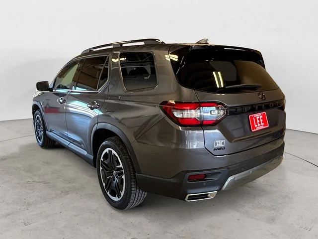 New 2026 Gray Honda Touring image 3