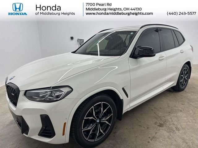 2022 BMW X3 M40i's photo