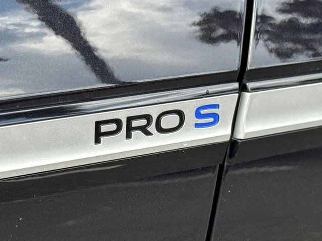 Certified Used 2023 Deep Black Volkswagen Pro S image 10