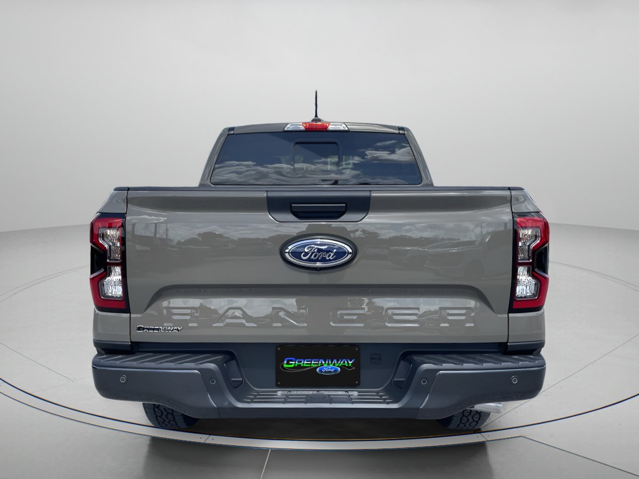 New 2026 Marsh Gray Ford XLT image 4
