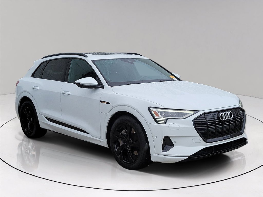 2022 Audi e-tron