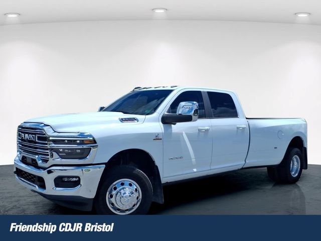 2025 RAM 3500 Laramie 4X4 Crew Cab LWB's photo