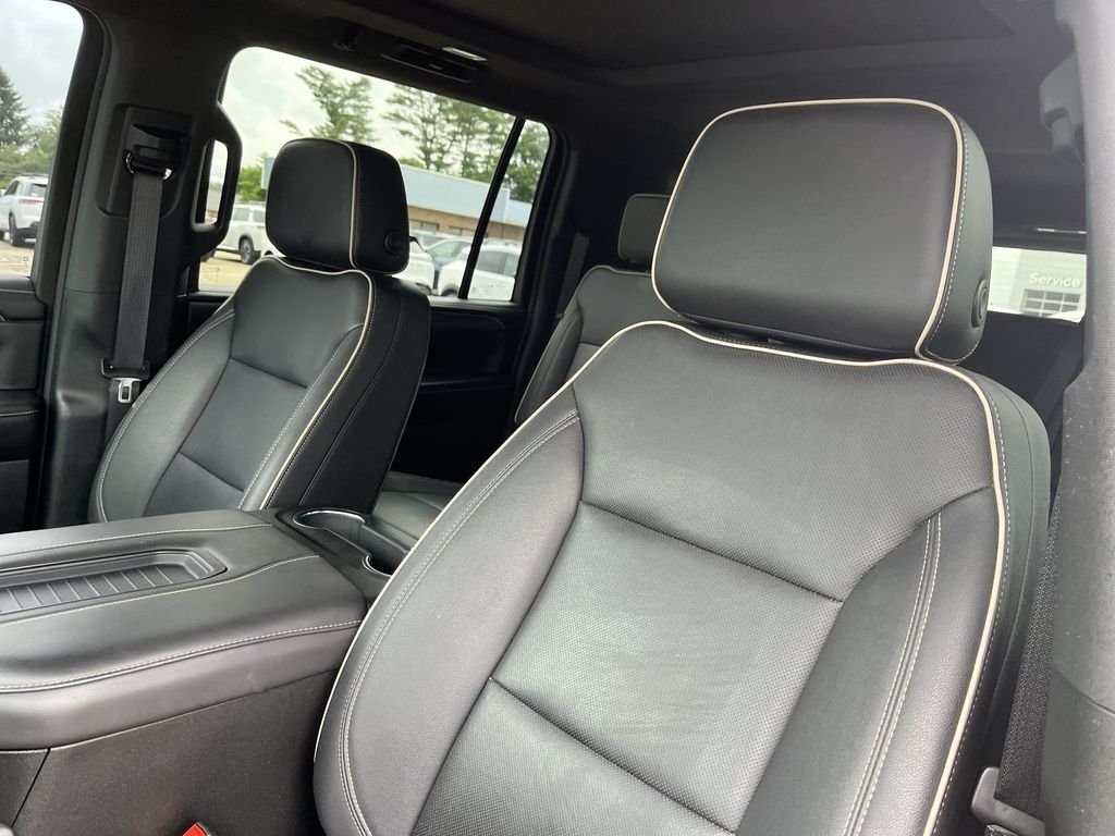 Used 2023 Gray GMC SLT image 11