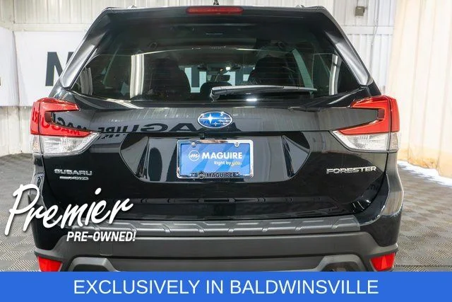 Used 2023 Black Subaru Premium image 6