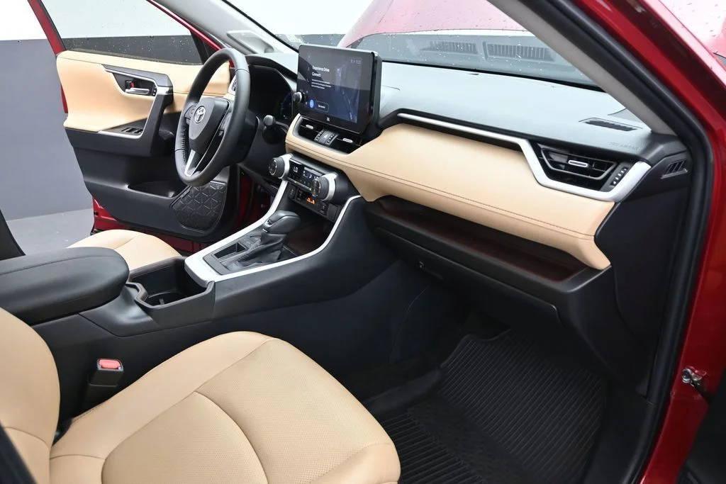 Used 2023 Red Toyota Limited image 30