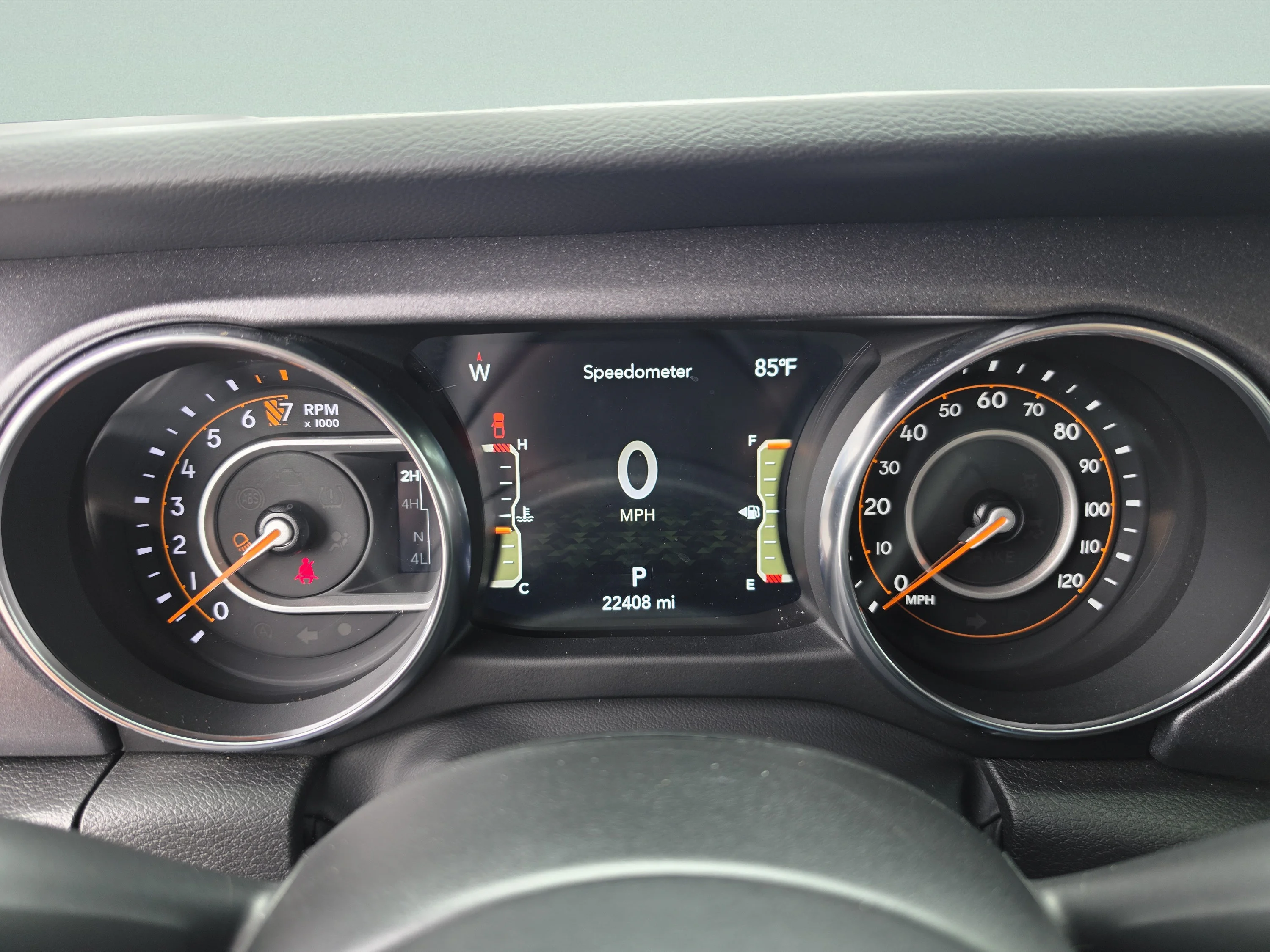 Used 2023 Black Clearcoat Jeep Mojave image 38