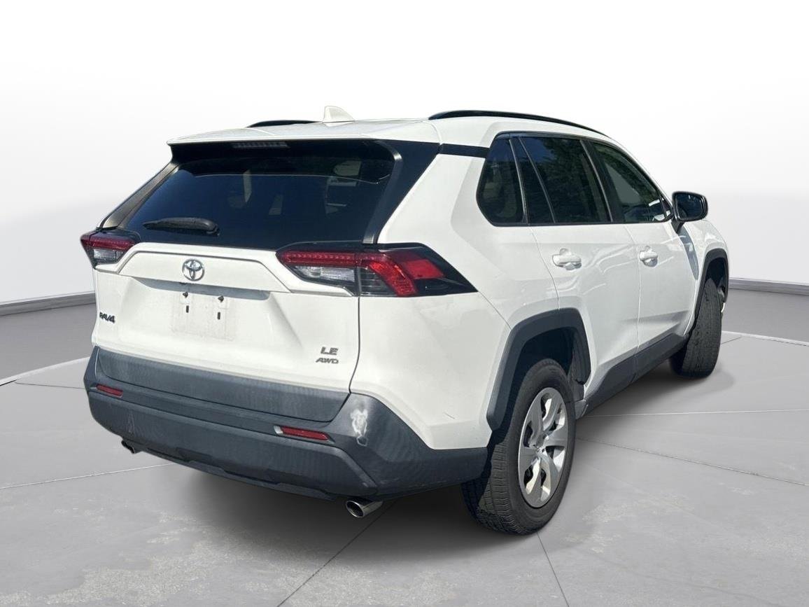 Used 2019 Super White Toyota LE image 6
