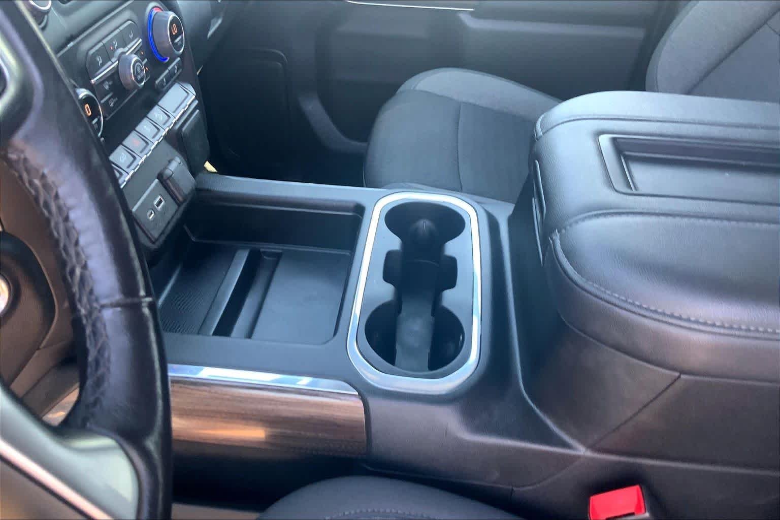 Used 2022 Summit White Chevrolet LT image 17
