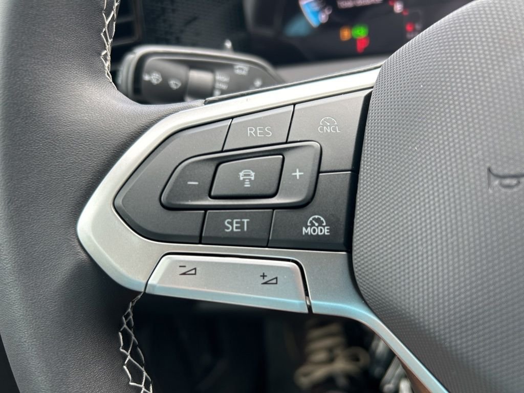 New 2026 Black Volkswagen 2.0T S image 25