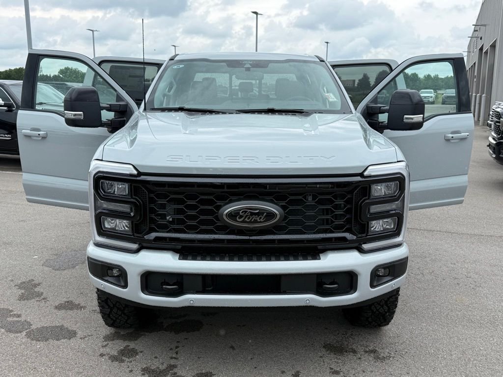 New 2026 Avalanche Ford F-250® Lariat® image 22